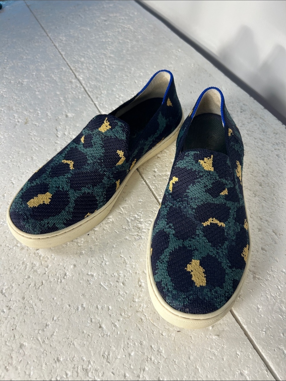 Rothy's SZ 7  Slip On' Blue Spot Knit Comfort Sneakers Casual Sporty Chic